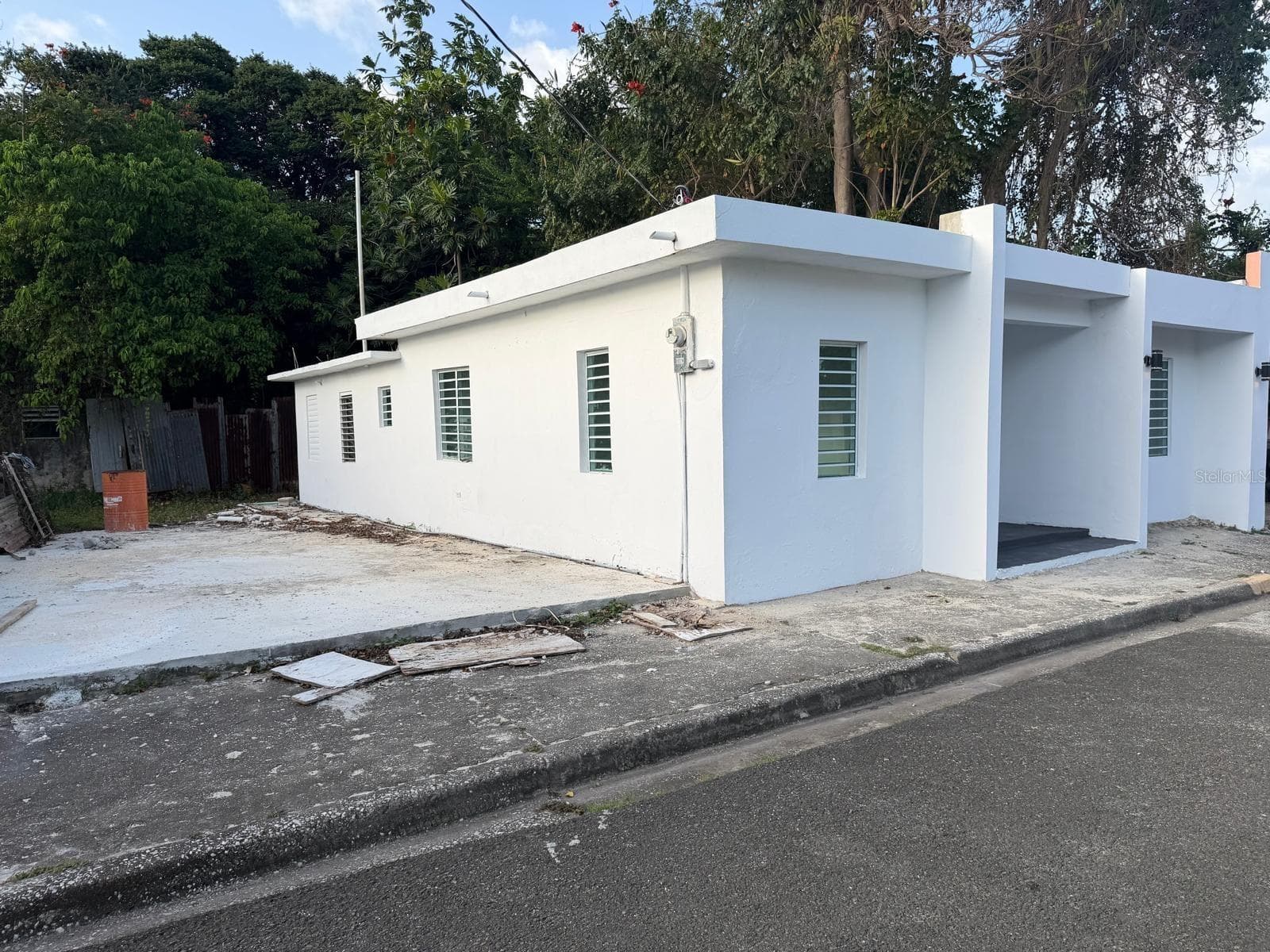 122 BADE PEREZ ST.