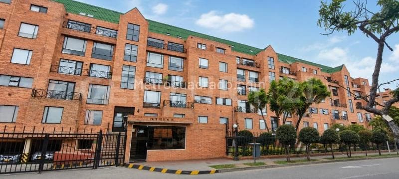 Apartamento en Mazuren, Britalia