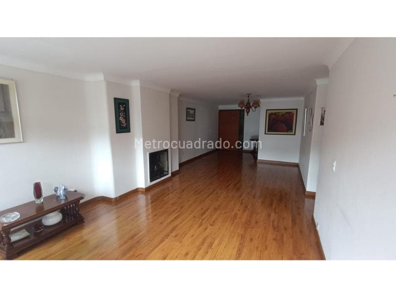 Apartamento en Santa Barbara Central, Usaquén