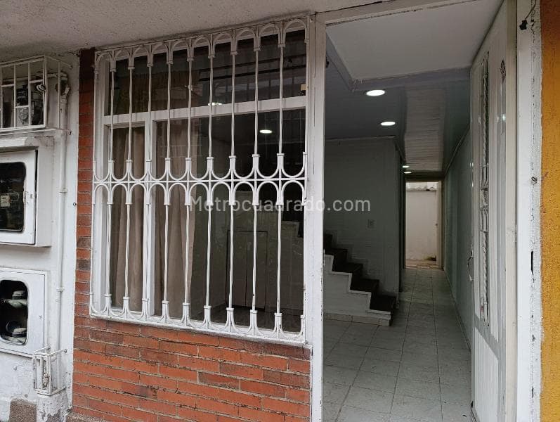 KR 73 62D 81 SUR
