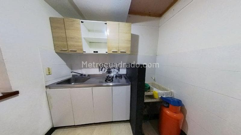 Casa en Pinos De Lombardia, Suba