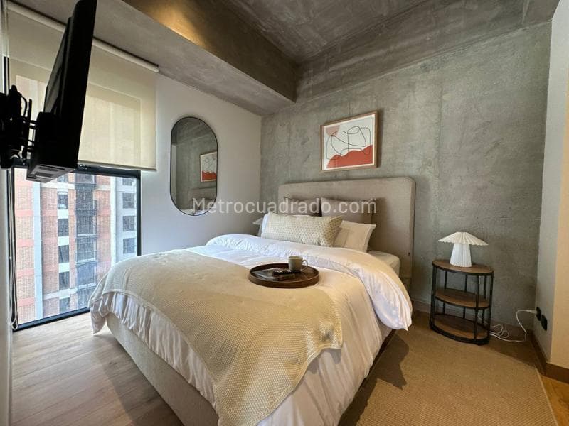 Apartamento en Centro Industrial, Puente Aranda
