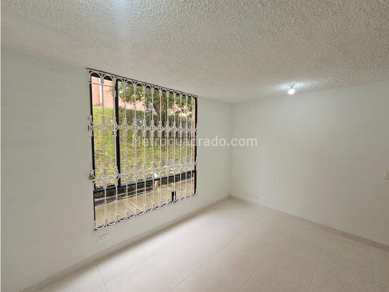 Apartamento en Centro Usme Urbano, Usme - Entrenubes