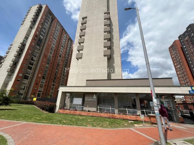 Apartamento en Rafael Escamilla, Arborizadora