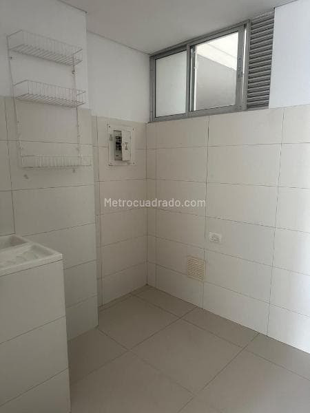 CALLE 7 10 E 41