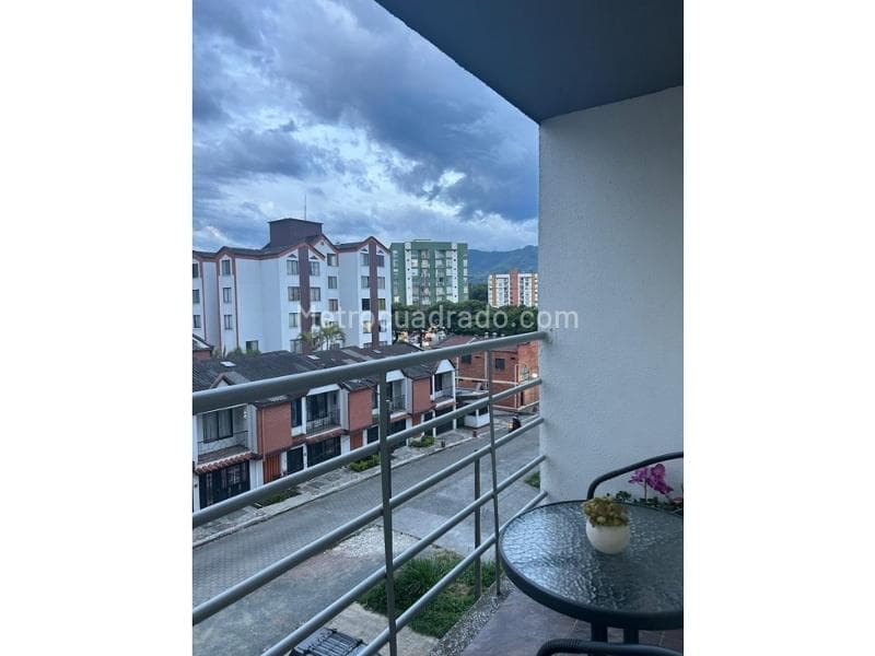 Apartamento en Comuna 01