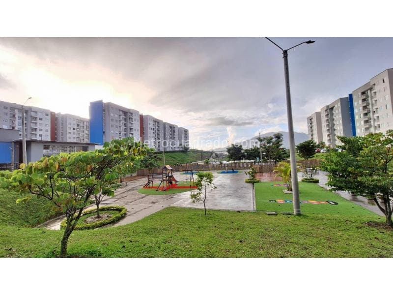 Apartamento en Comuna 02