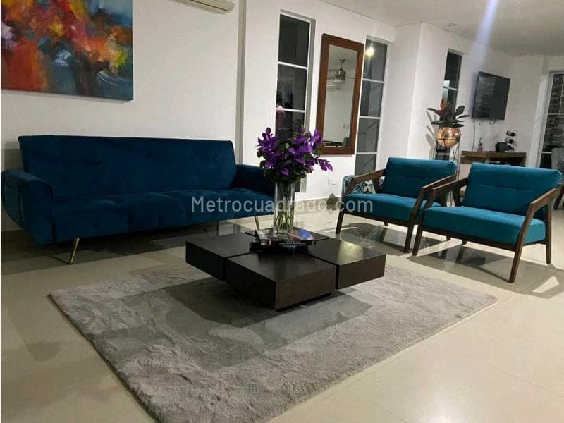 K 10 INT 35 Lt 1 VILLA LUCANIA