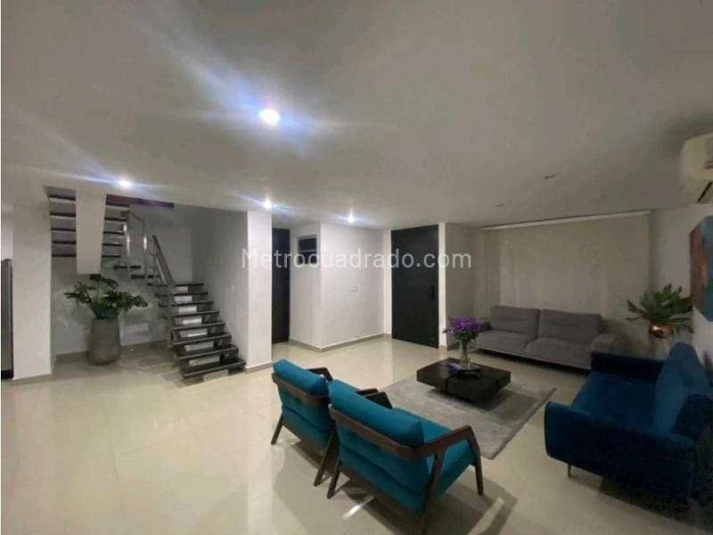 K 10 INT 35 Lt 1 VILLA LUCANIA