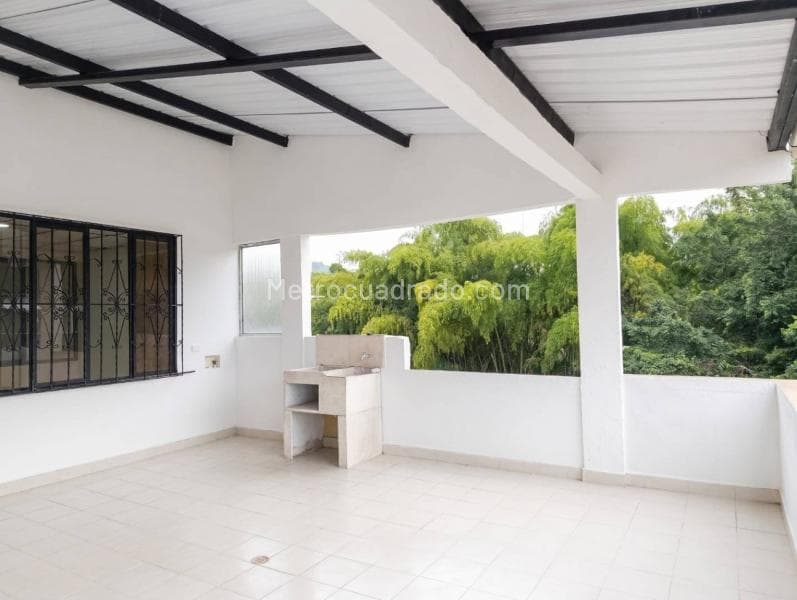 Apartamento en Comuna 07