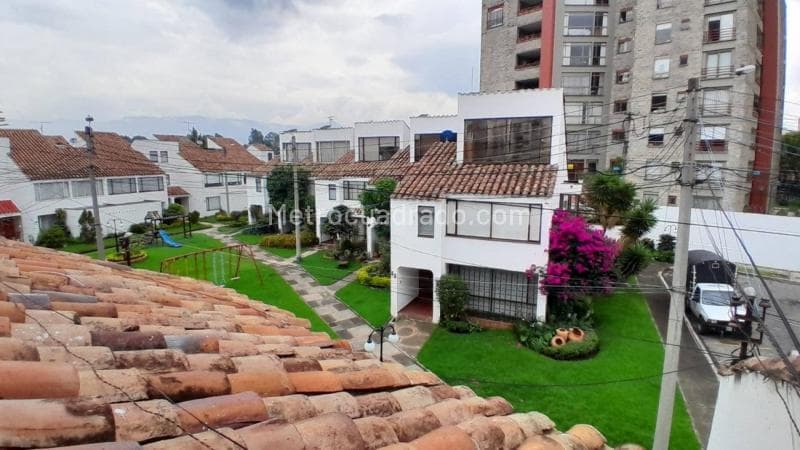 Casa en Puente Largo, Niza