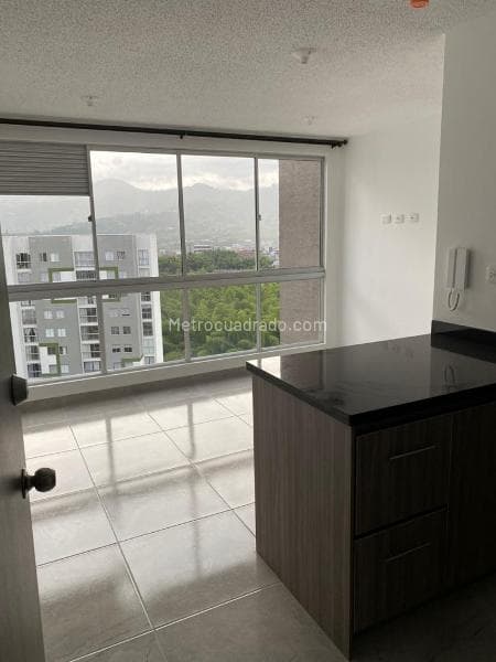 Apartamento en Comuna 05