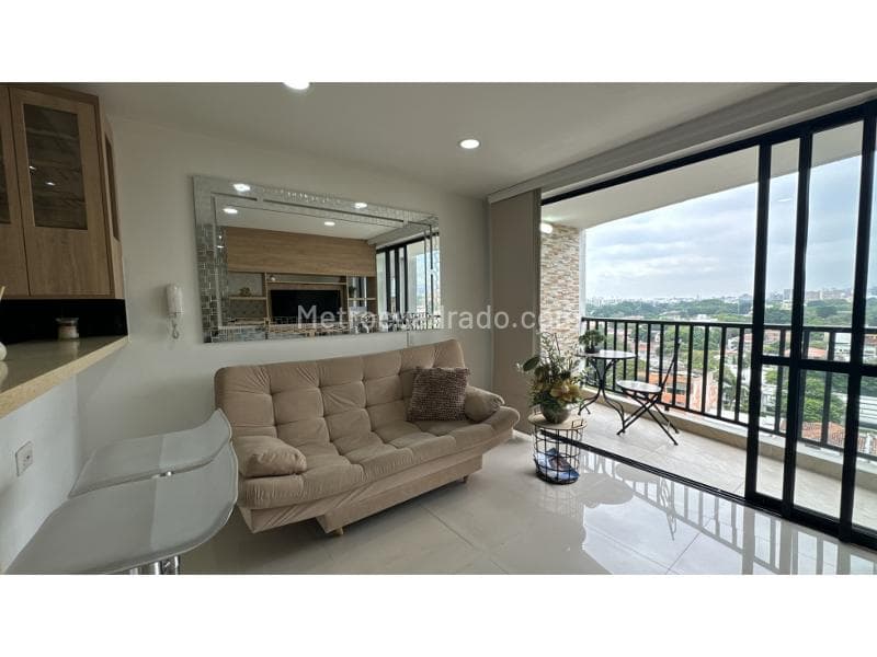 Apartamento en Comuna 2