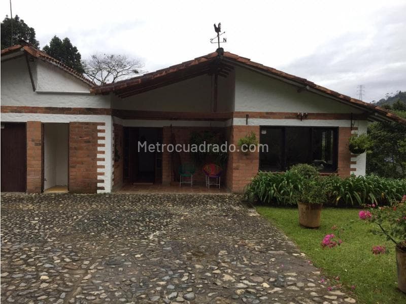 CALLE 100 SUR # 44-115