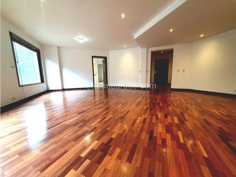 Apartamento en Centro Administrativo, Centro Histórico