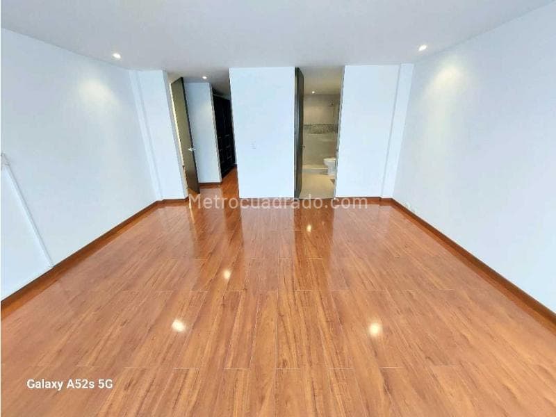 Apartamento en Las Acacias, Chapinero