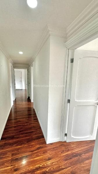 Apartamento en La Calleja, Usaquén