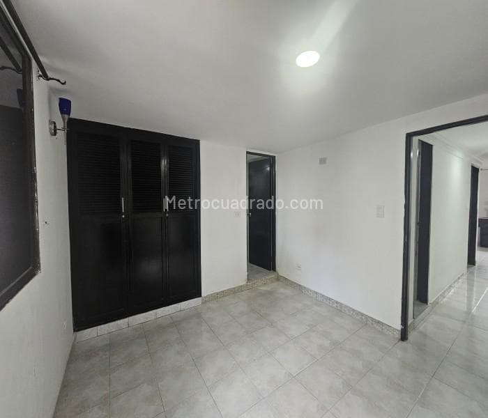 Calle 79 B 42 134 LC 1