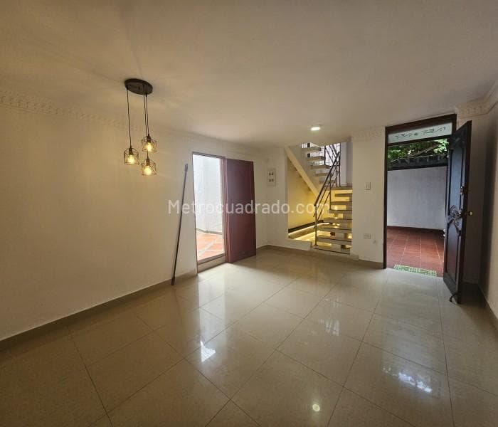 Calle 79 B 42 134 LC 1