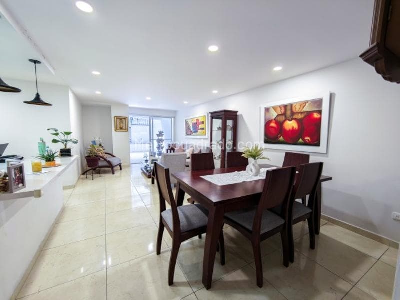 Apartamento en Comuna 2