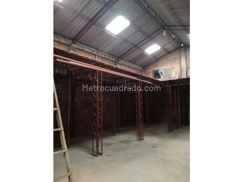 Apartamento en Rafael Uribe, Barrios Unidos