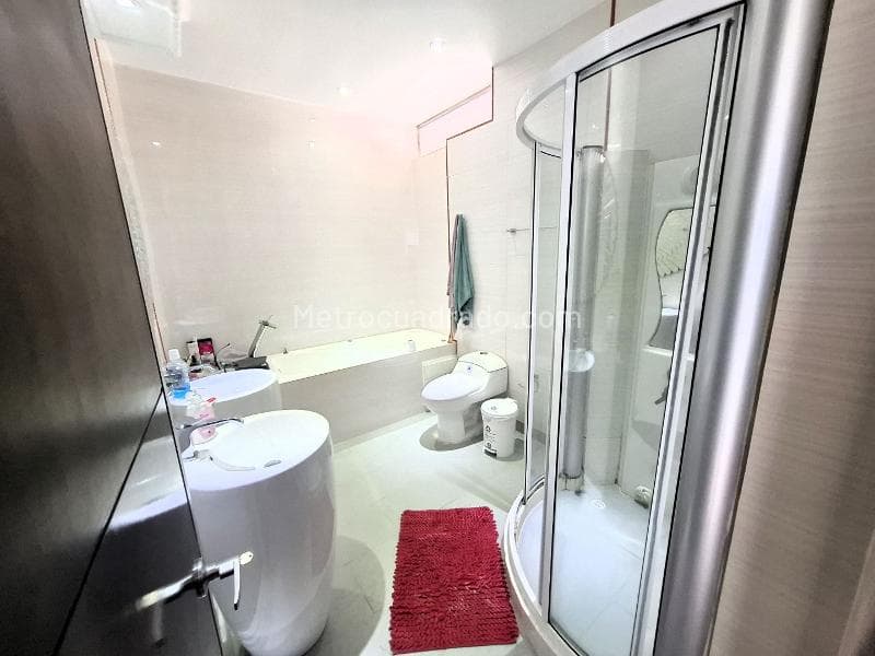 Apartamento en Santa Barbara Central, Usaquén