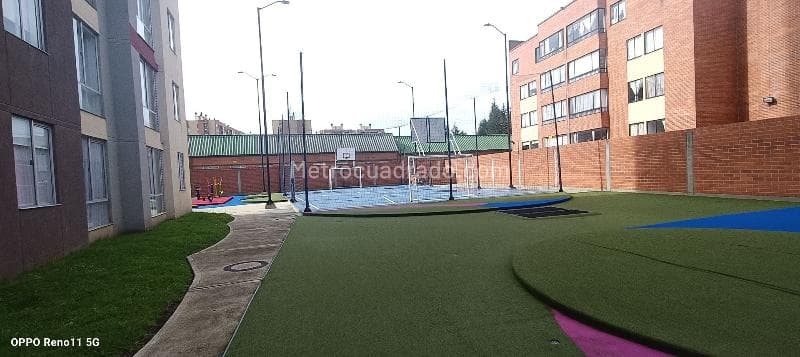 Apartamento en Portales Del Norte, Britalia