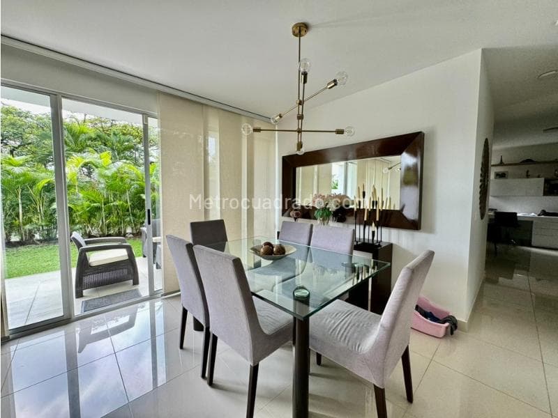 Apartamento en Comuna 2