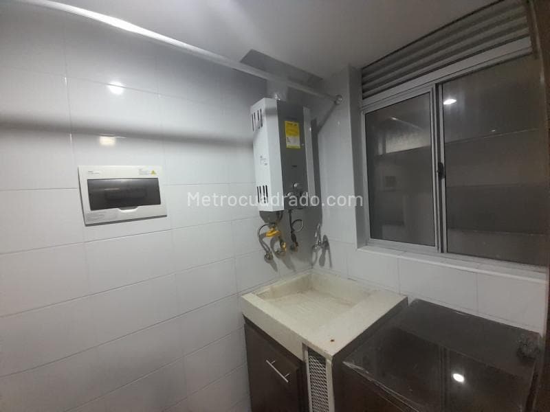 Apartamento en El Dorado Industrial, Engativá