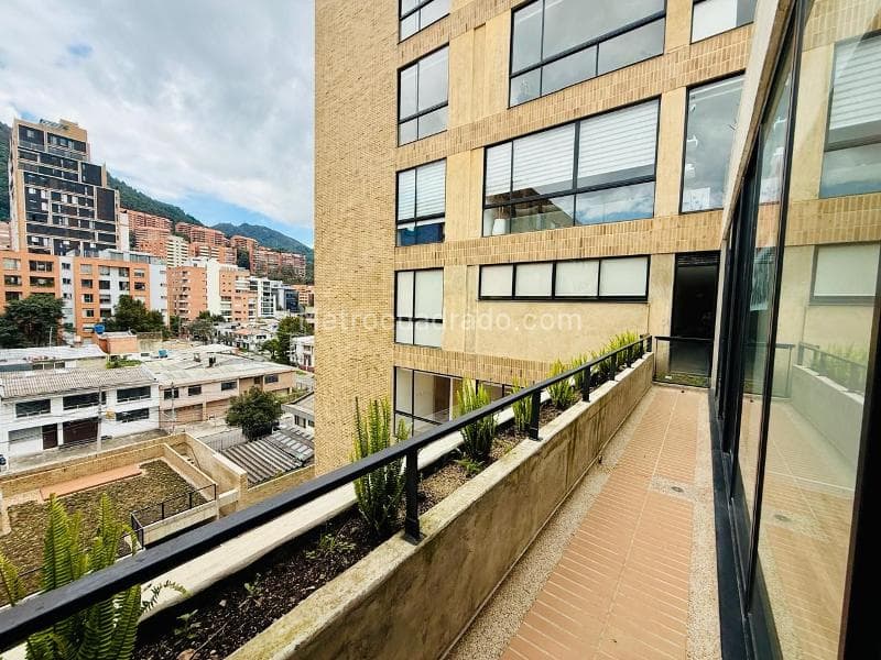 Apartamento en Santa Barbara Oriental, Usaquén
