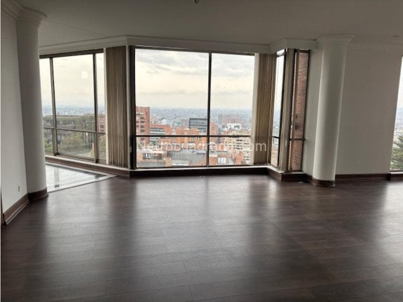 Apartamento en Los Rosales, Chapinero