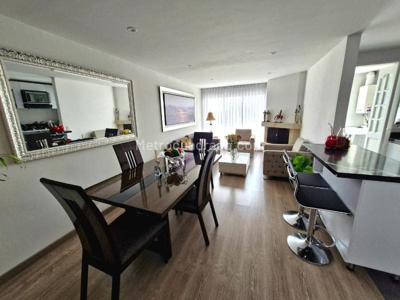 Apartamento en Bella Suiza, Usaquén