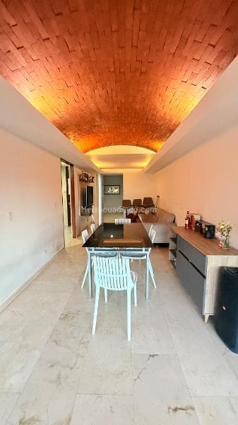 Apartamento en Comuna 2