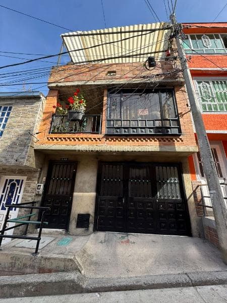 Casa en El Curubo, Rafael Uribe