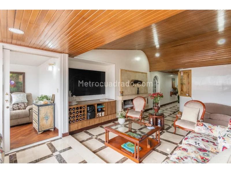 Apartamento en Escuela De Infanteria, Usaquén