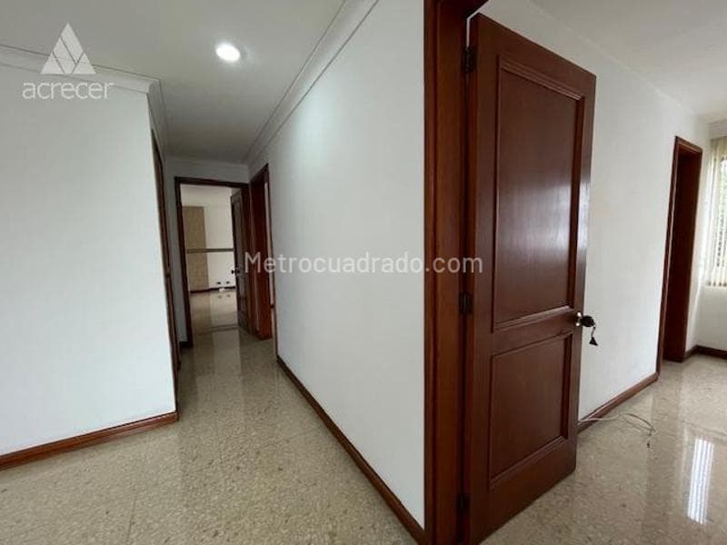 CL S 004 038 073