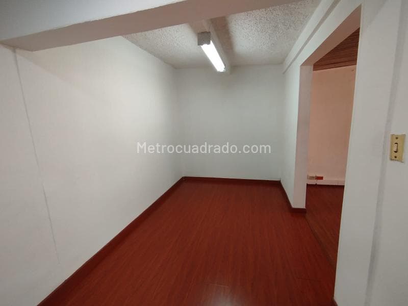 Apartamento en La Aurora, Barrios Unidos