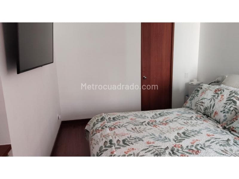 Apartamento en Batan, Niza