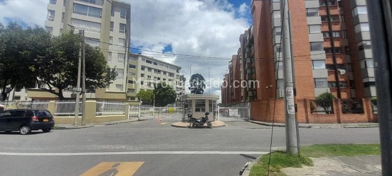 Apartamento en La Castellana, Barrios Unidos
