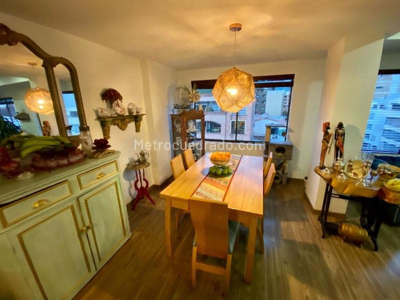 Apartamento en Santa Barbara Central, Usaquén