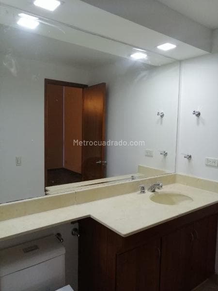 Casa en Niza Norte, Niza