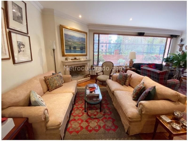 Apartamento en Santa Barbara Occidental, Usaquén