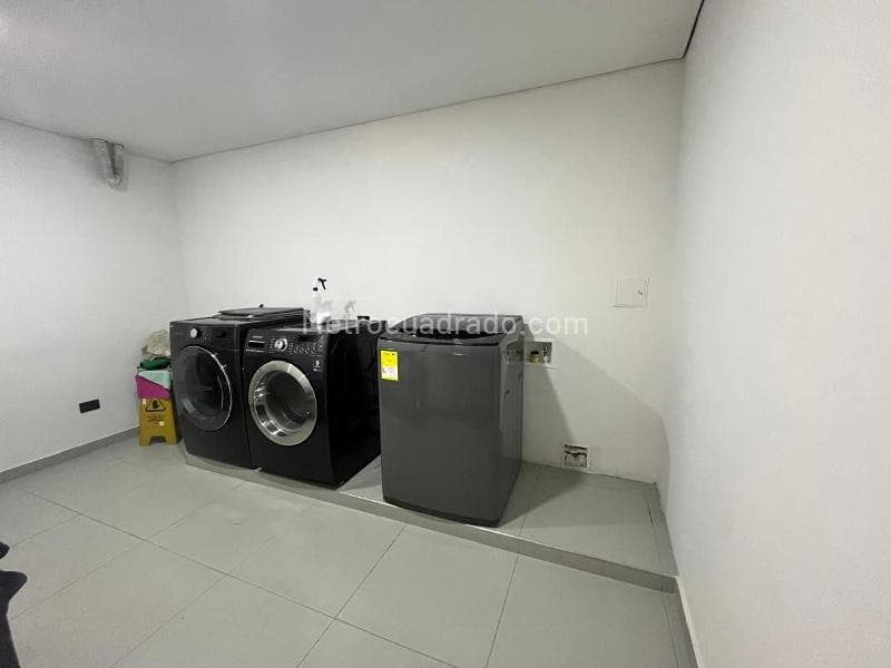 Apartamento en San Fernando, Barrios Unidos