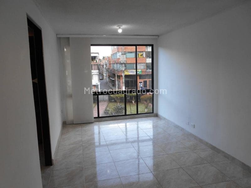 Apartamento en Las Flores, Suba