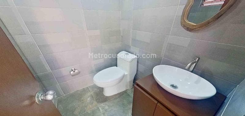 Apartamento en El Pino, Suba
