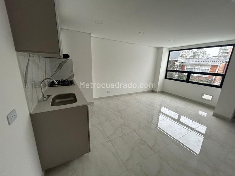 Apartamento en Modelia, Salitre