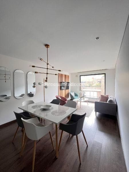 Apartamento en Santa Barbara Oriental, Usaquén