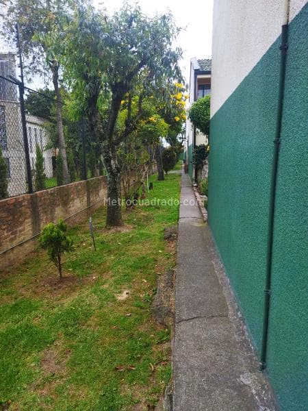 Casa en Las Dos Avenidas, Tintal