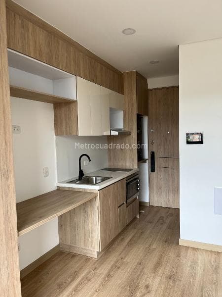 Apartamento en Puente Largo, Niza