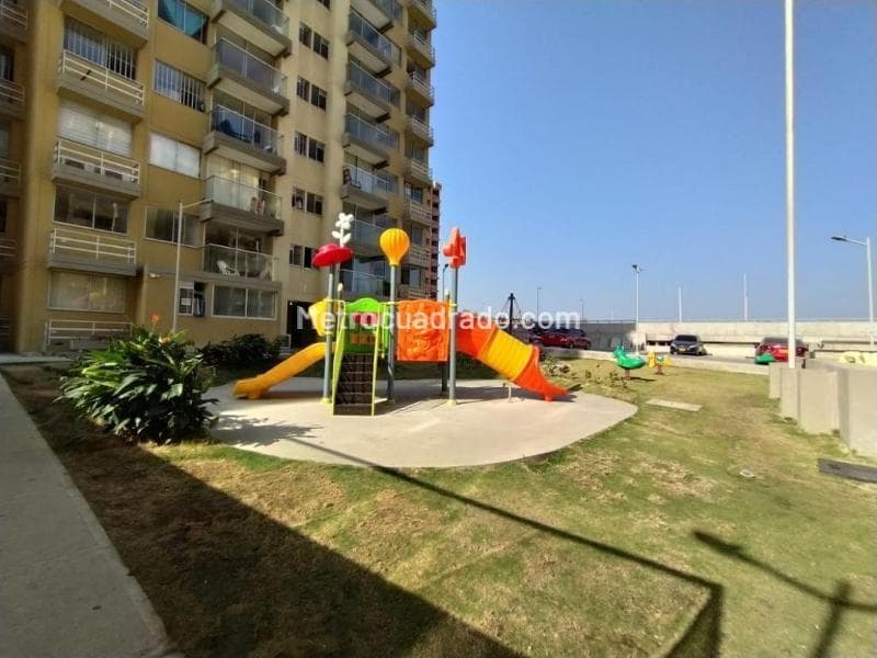 SEGUNDA CALZADA AVENIDA CIRCUNVALAR SEVILLA